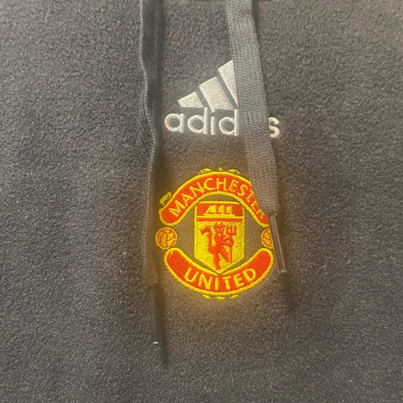 NWT Men's adidas Originals Manchester United Fleece Pullover Hoodie - Picture 2 of 4